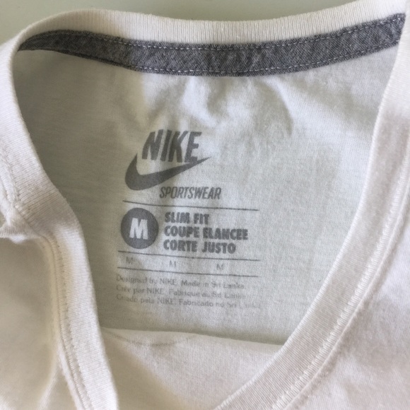 Nike | "running sucks" ivory tee with gold graphic - Picture 7 of 8